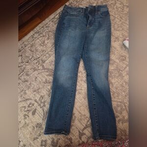 Universal Thread Jeans Size 4